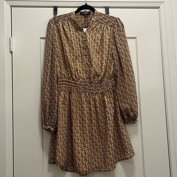 Dynamite Open-Neck Mini Dress - Size Small - Picture 4 of 4